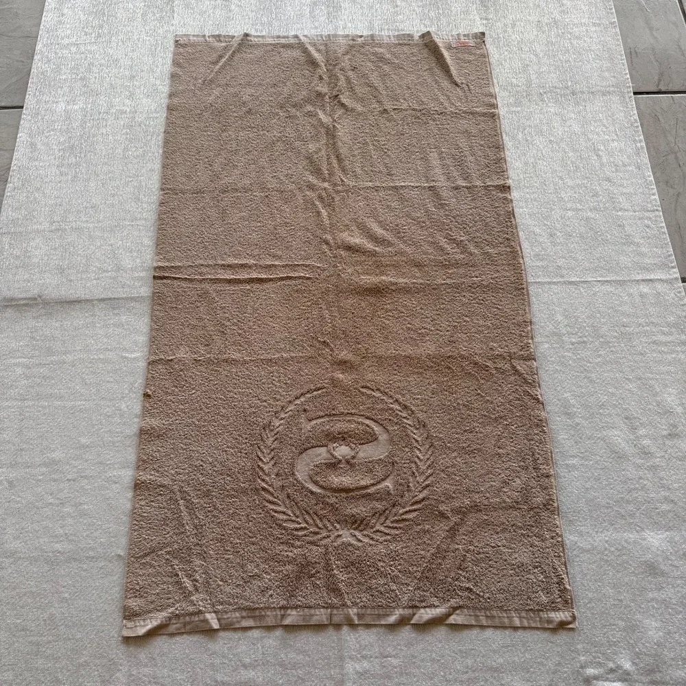 Vintage Cannon Mills International Hotel Supply Sheraton Bath Towel USA